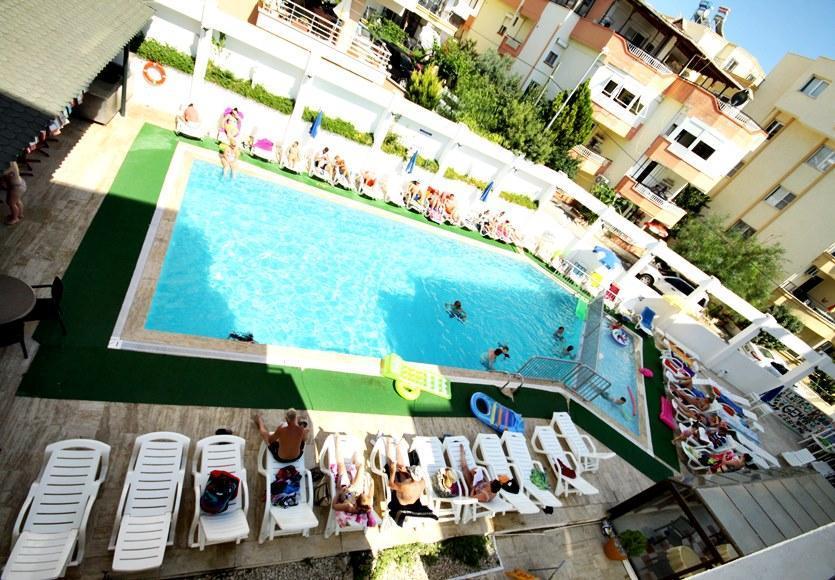Tuntas Suites Altinkum Дидим Экстерьер фото