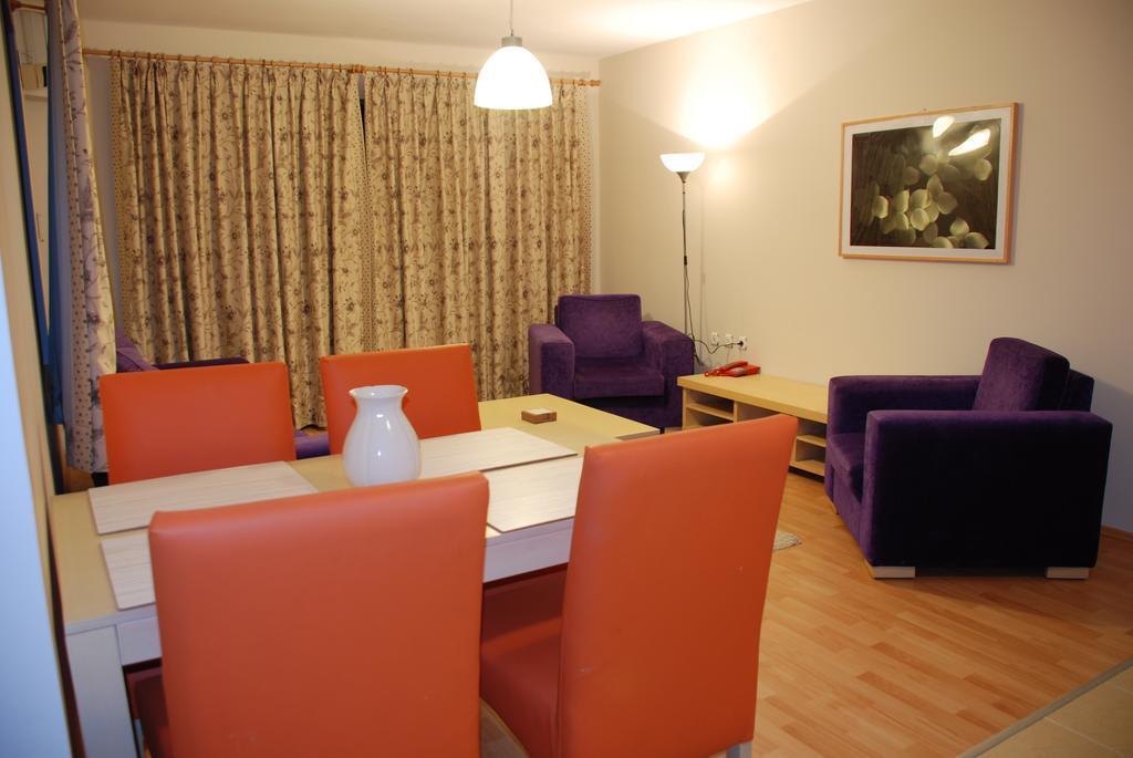 Tuntas Suites Altinkum Дидим Экстерьер фото